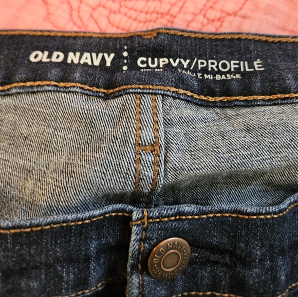 Old Navy Cury Profile - Picture 2 of 6